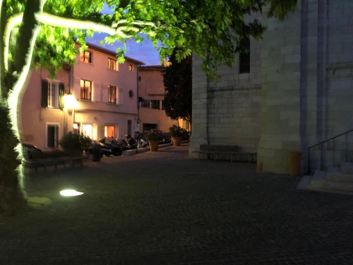 Le Petit Clocher De Cassis Luaran gambar